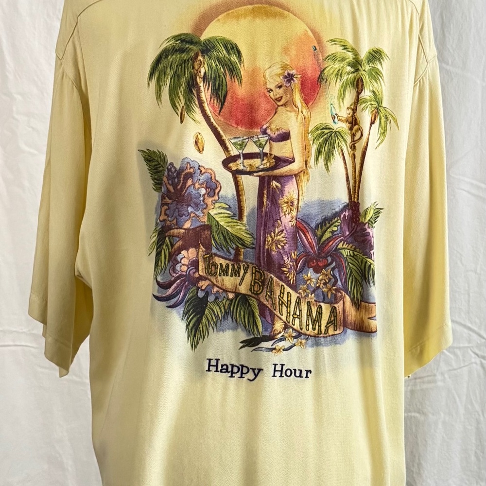 Tommy Bahama Men's camp shirt HAPPY HOUR graphic embroidered and printed yellow